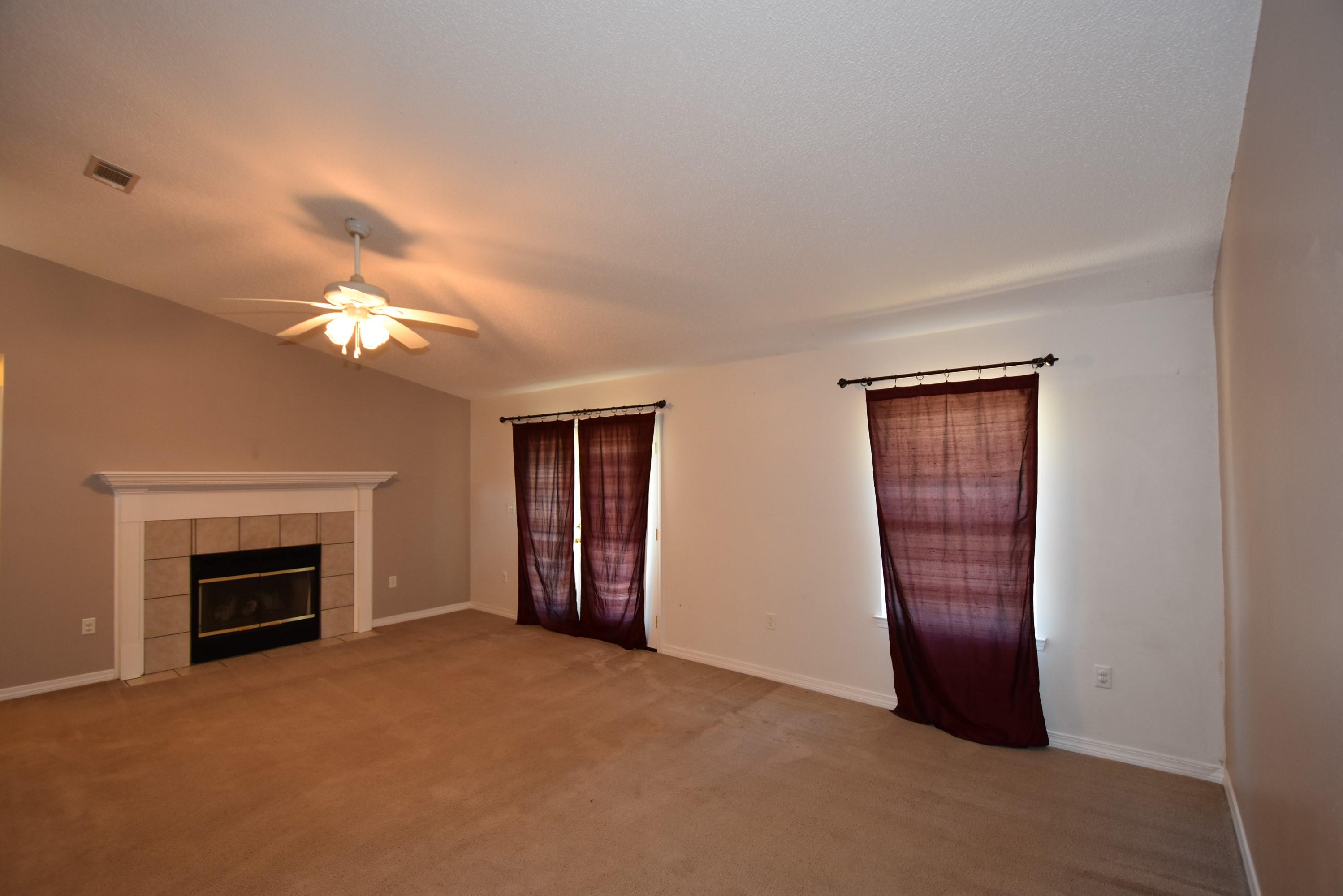 4765 Balboa Road Crestview, FL 32539 - Photo 4 of 31 4765 Balboa Road 04