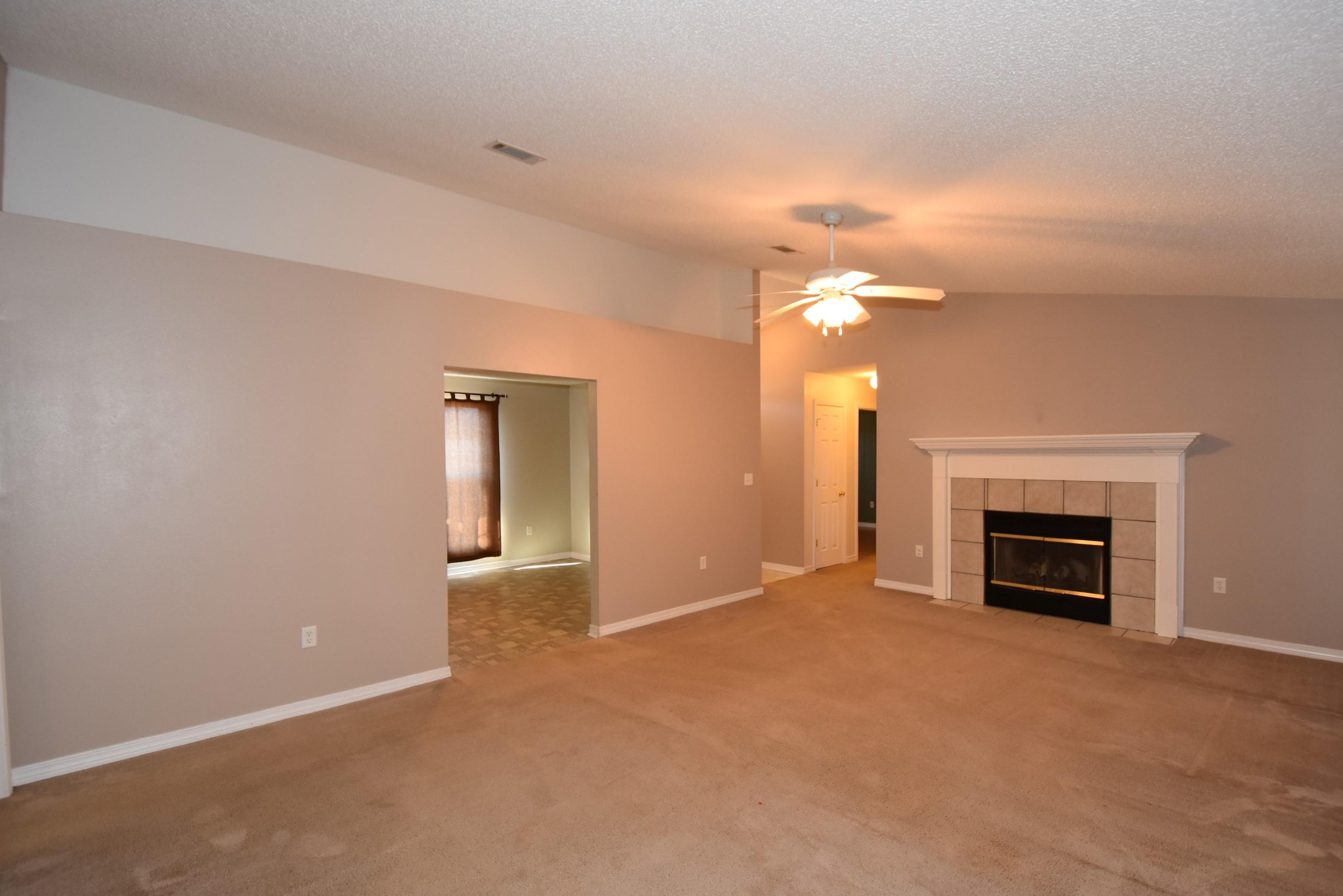 4765 Balboa Road Crestview, FL 32539 - Photo 5 of 31 4765 Balboa Road 05