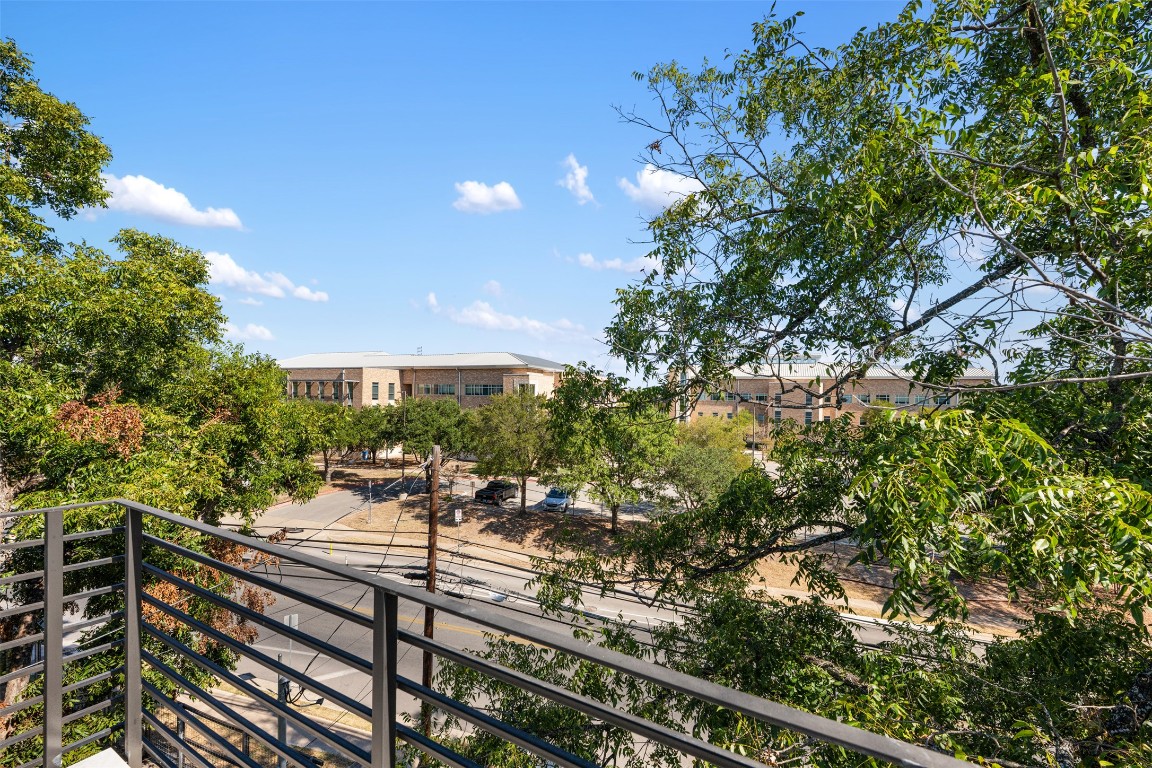 3010 Webberville Road, Unit 1 Austin, TX 78702 - Photo 35 of 40