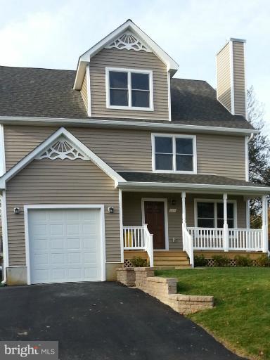1602 Knoxville Road Edgewater, MD 21037 - Photo 1 of 12 Exterior (Front)