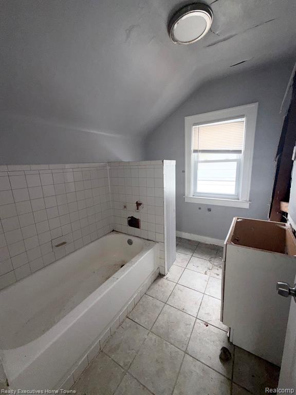 2569 Alter Road Detroit, MI 48215 - Photo 17 of 27