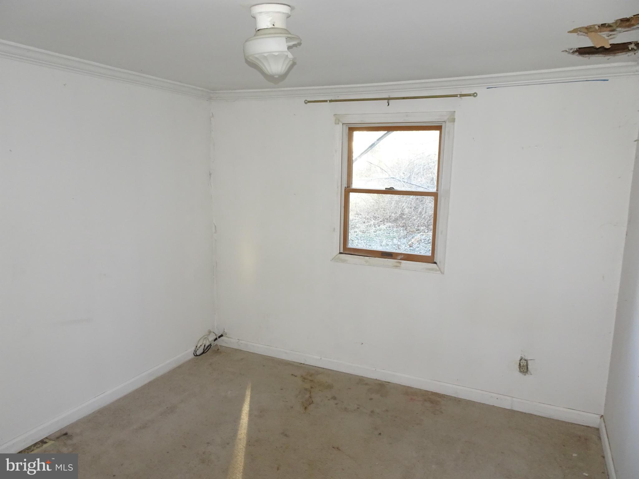 15214 Comus Road Clarksburg, MD 20871 - Photo 7 of 10 Bedroom