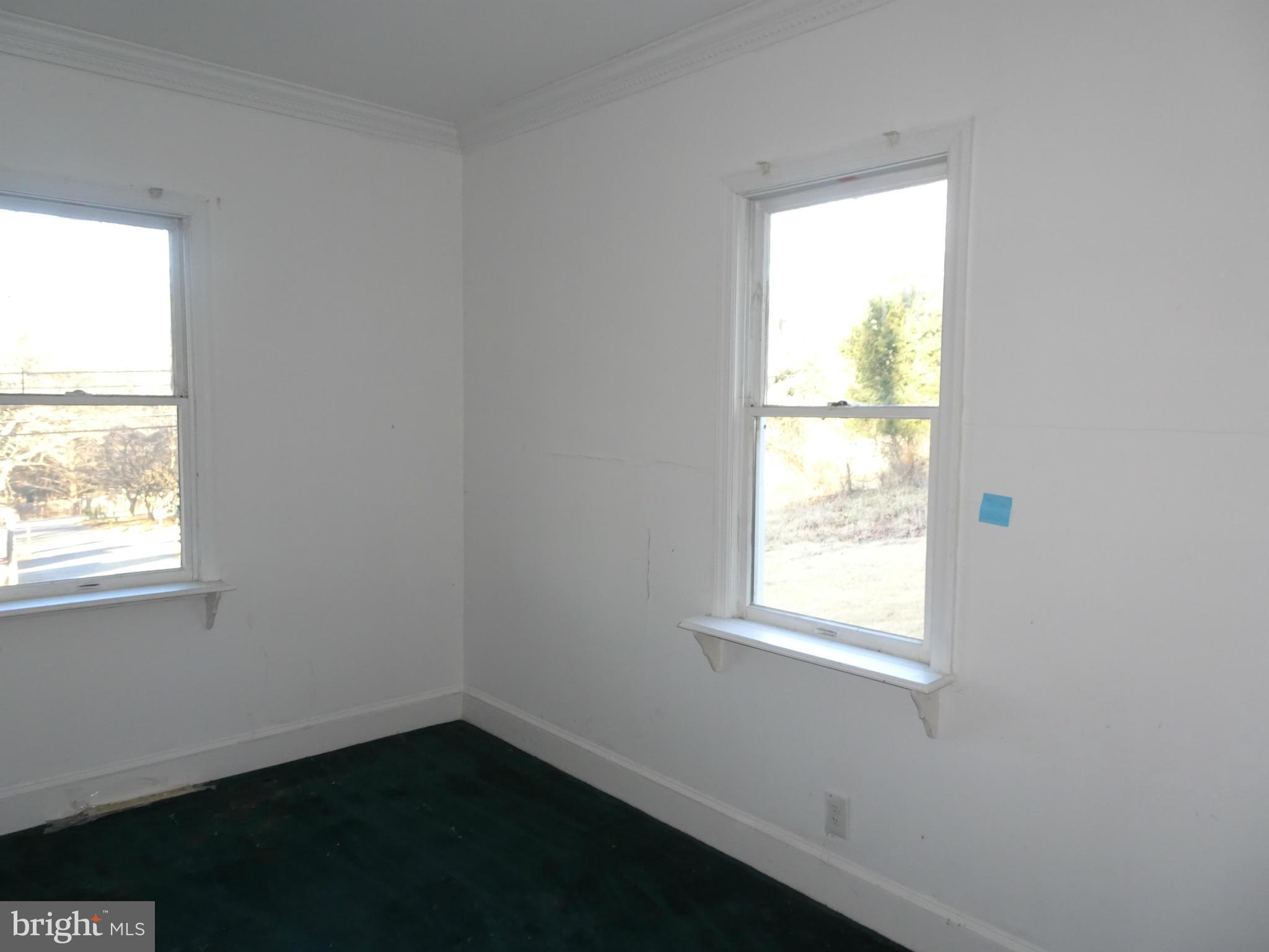 15214 Comus Road Clarksburg, MD 20871 - Photo 8 of 10 Bedroom