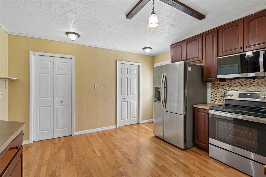 6827 Southwest 35th Way Gainesville, FL 32608 - Photo 22 of 51