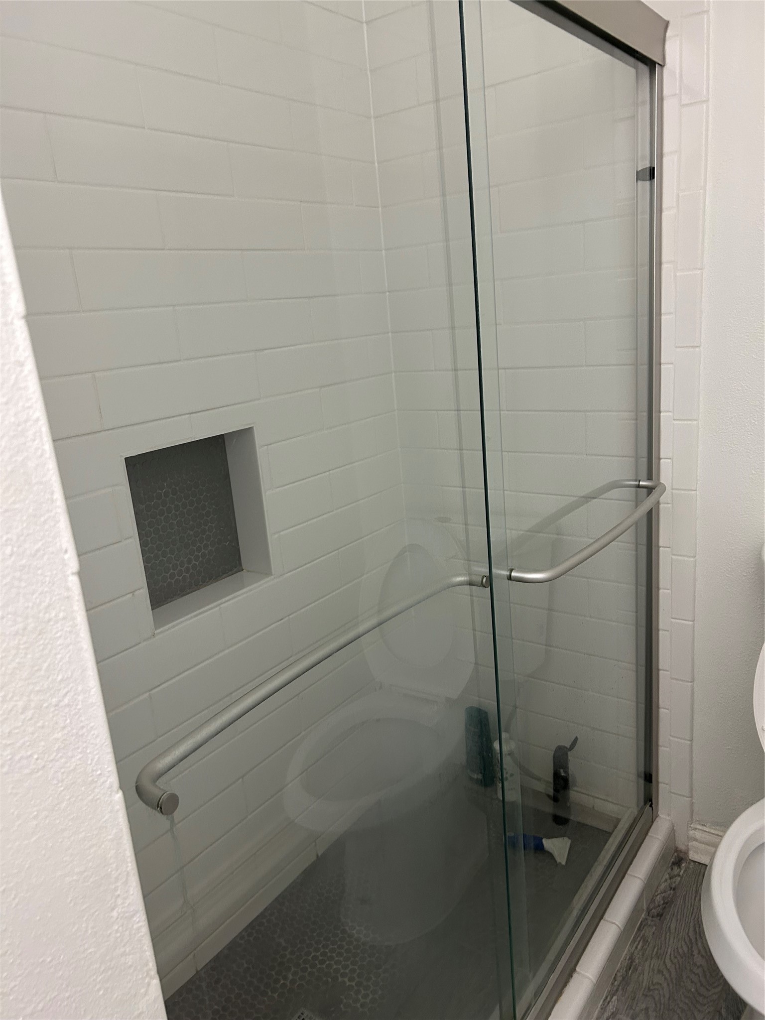 3500 Tangle Brush Drive, Unit 188 Spring, TX 77381 - Photo 11 of 14 Shower in bathroom