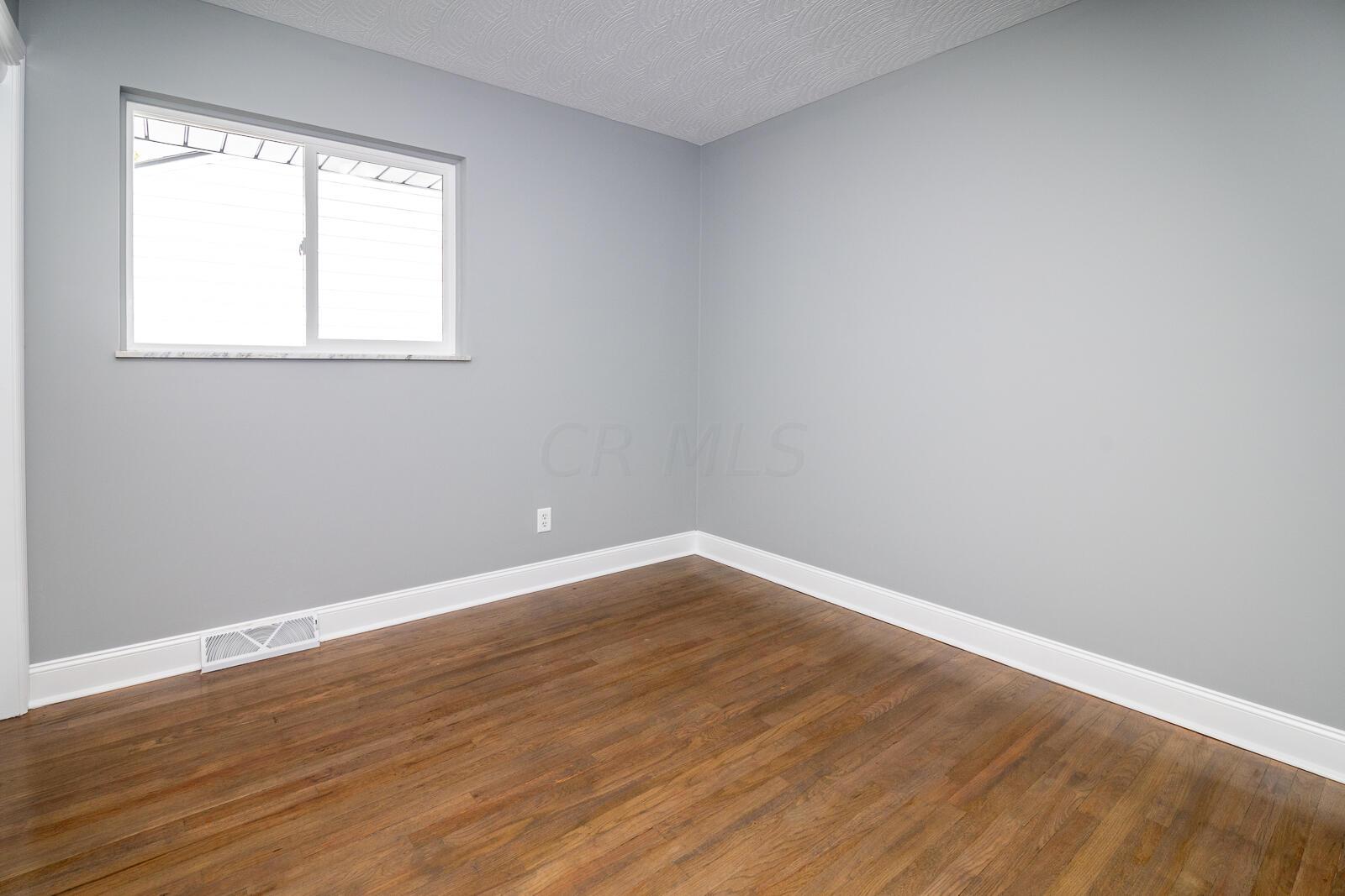 4475 Hartwell Road Columbus, OH 43224 - Photo 22 of 48 4475 Hartwell-22