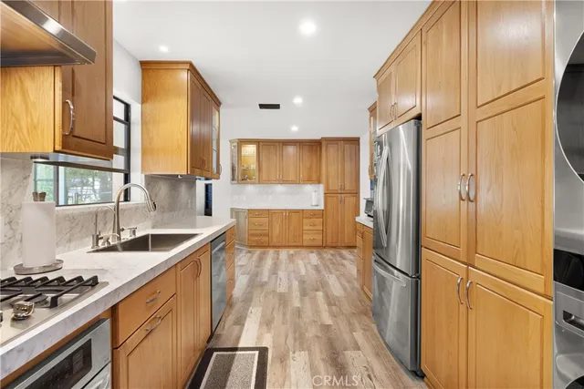 $1,790,000 | 3654 4th Avenue, La Crescenta, CA 91214