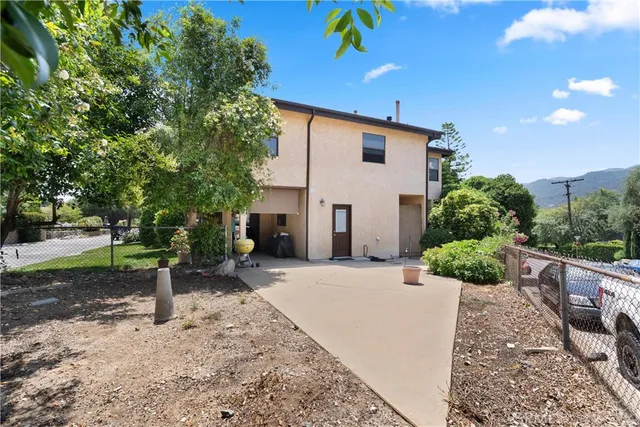 $1,790,000 | 3654 4th Avenue, La Crescenta, CA 91214