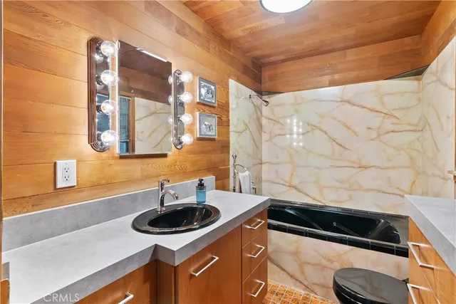 $1,790,000 | 3654 4th Avenue, La Crescenta, CA 91214