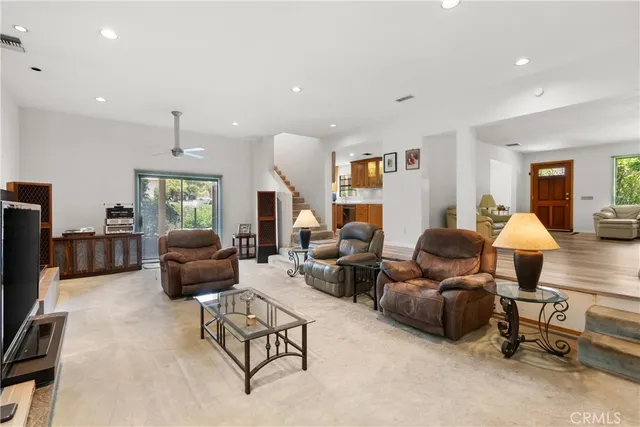 $1,790,000 | 3654 4th Avenue, La Crescenta, CA 91214