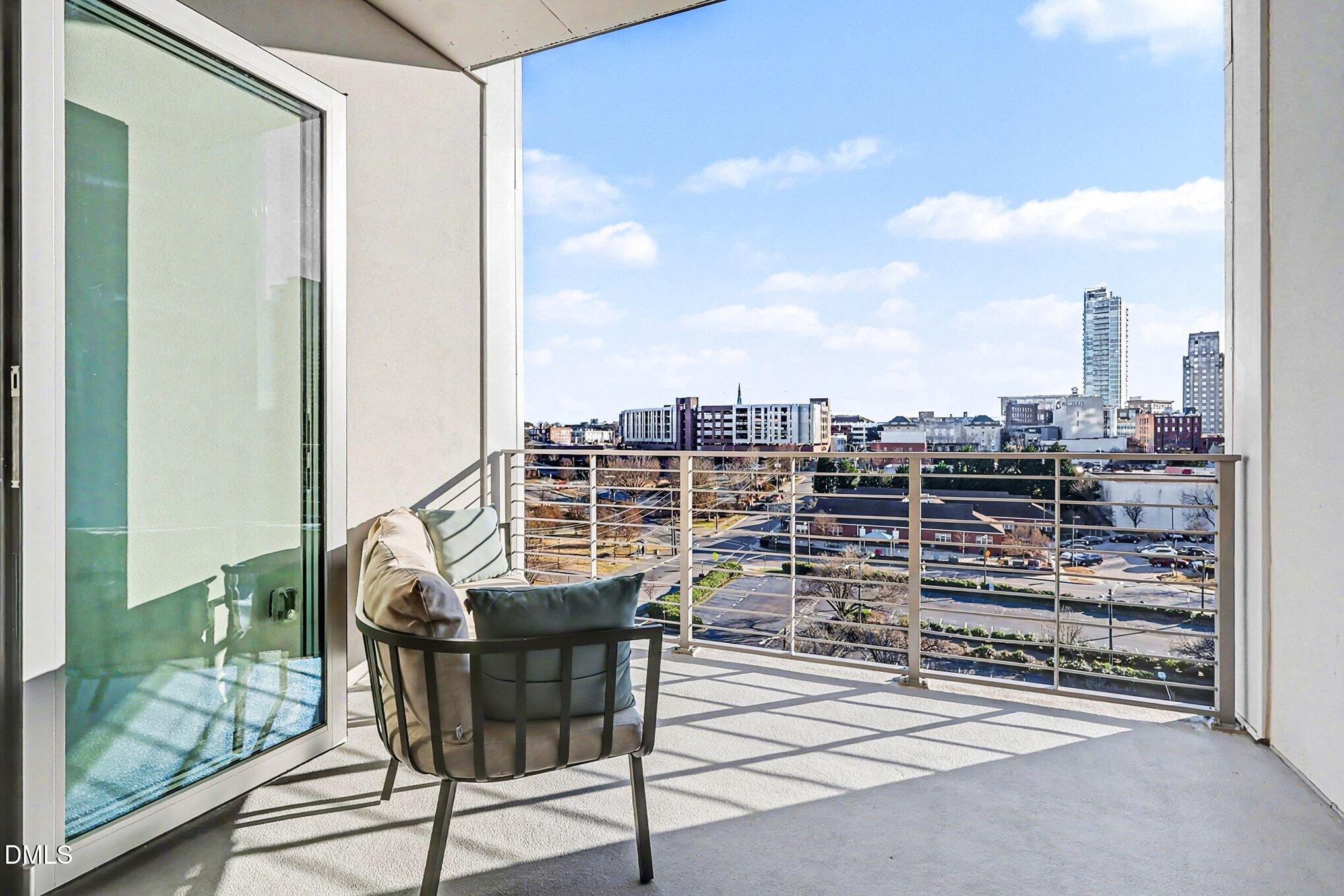 214 Hunt Street, Unit 710 Durham, NC 27701 - Photo 13 of 43 040_file_4121