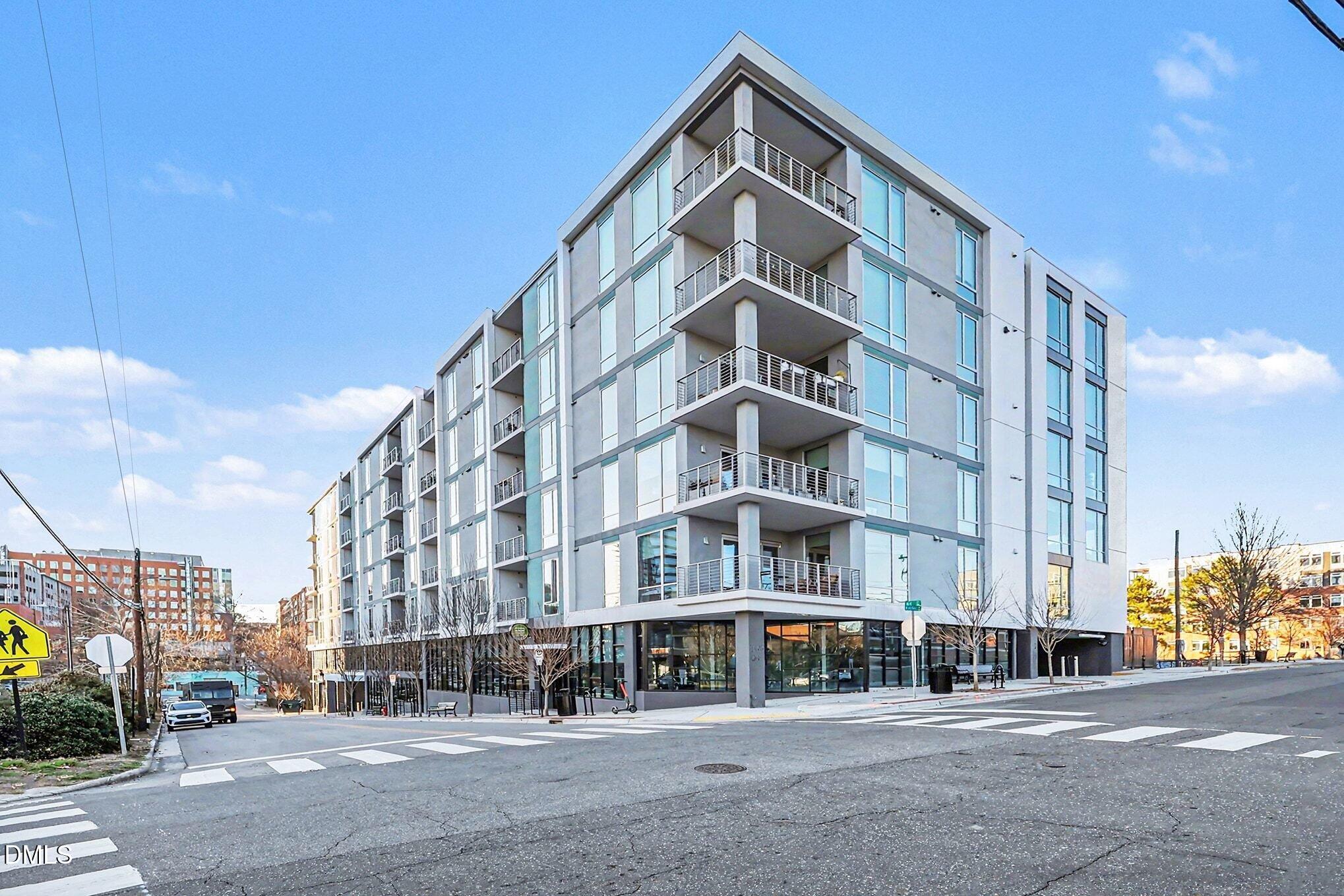 214 Hunt Street, Unit 710 Durham, NC 27701 - Photo 2 of 43 003_file_4382