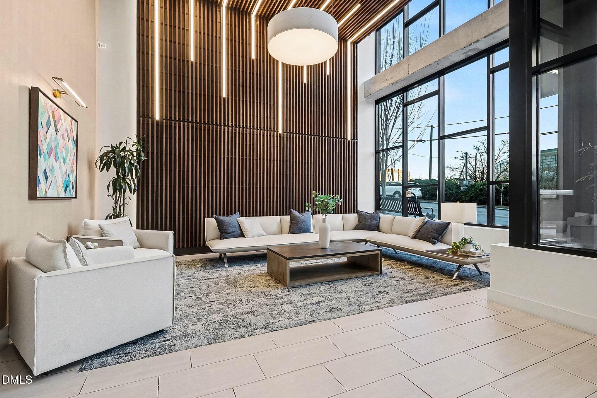 214 Hunt Street, Unit 710 Durham, NC 27701 - Photo 4 of 43 005_file_3043