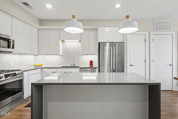 $745,000 | 214 Hunt Street, Unit 710, Durham, NC 27701