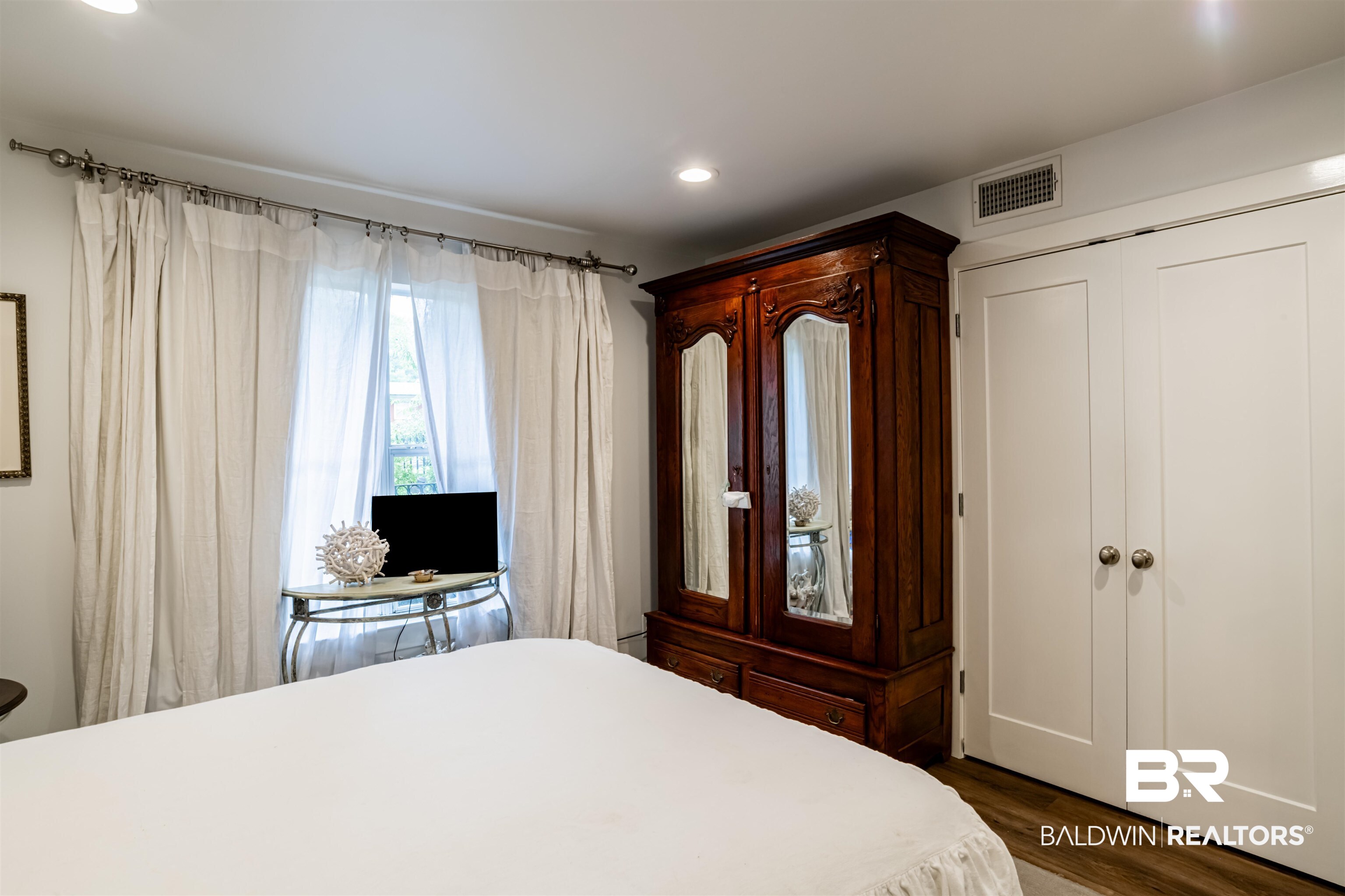 4009 Old Shell Road, Unit C19 Mobile, AL 36608 - Photo 21 of 39