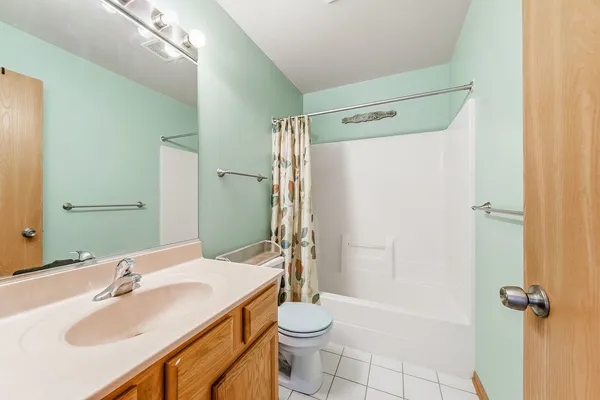 $249,900 | 5613 West Von Avenue, Unit C, Monee, IL 60449