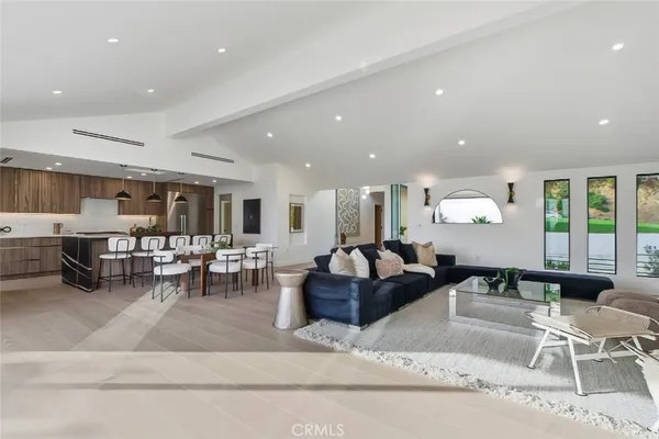 $3,275,000 | 1764 East Loma Alta Drive, Altadena, CA 91001