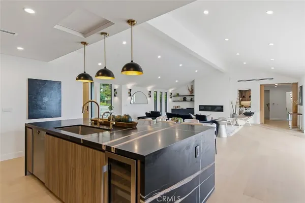 $3,275,000 | 1764 East Loma Alta Drive, Altadena, CA 91001