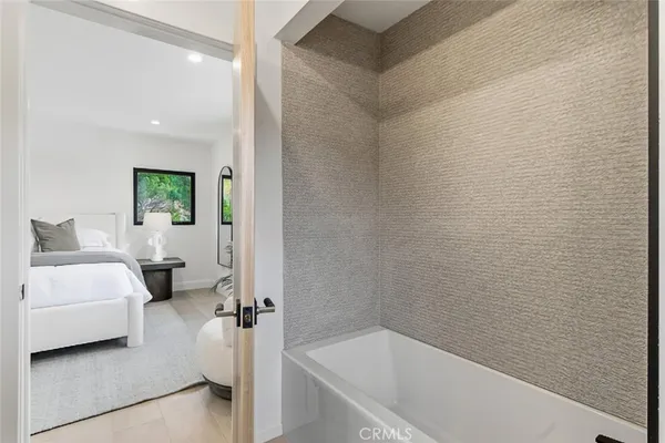 $3,275,000 | 1764 East Loma Alta Drive, Altadena, CA 91001