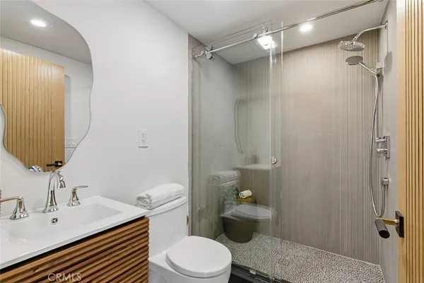 $3,275,000 | 1764 East Loma Alta Drive, Altadena, CA 91001