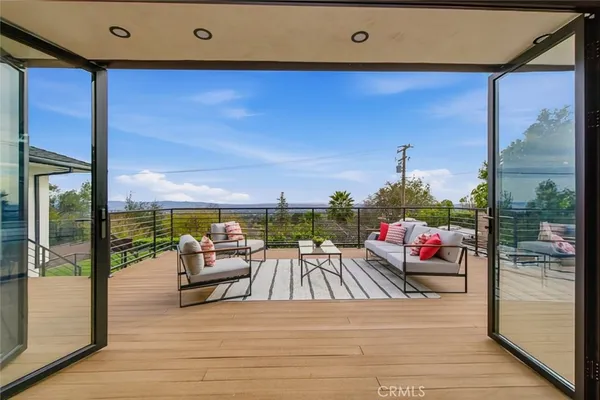 $3,275,000 | 1764 East Loma Alta Drive, Altadena, CA 91001