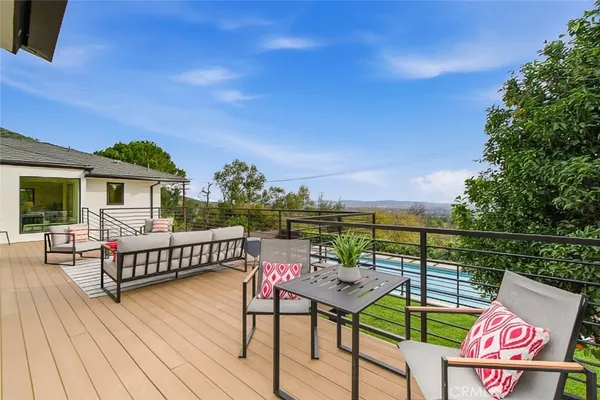 $3,275,000 | 1764 East Loma Alta Drive, Altadena, CA 91001