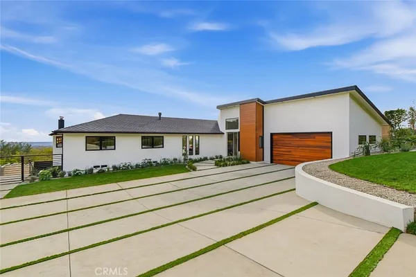 $3,275,000 | 1764 East Loma Alta Drive, Altadena, CA 91001