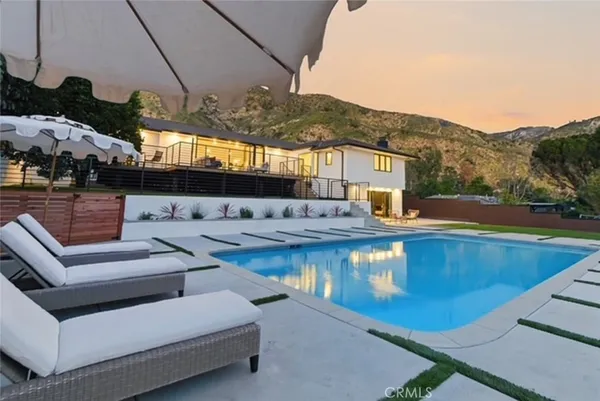 $3,275,000 | 1764 East Loma Alta Drive, Altadena, CA 91001