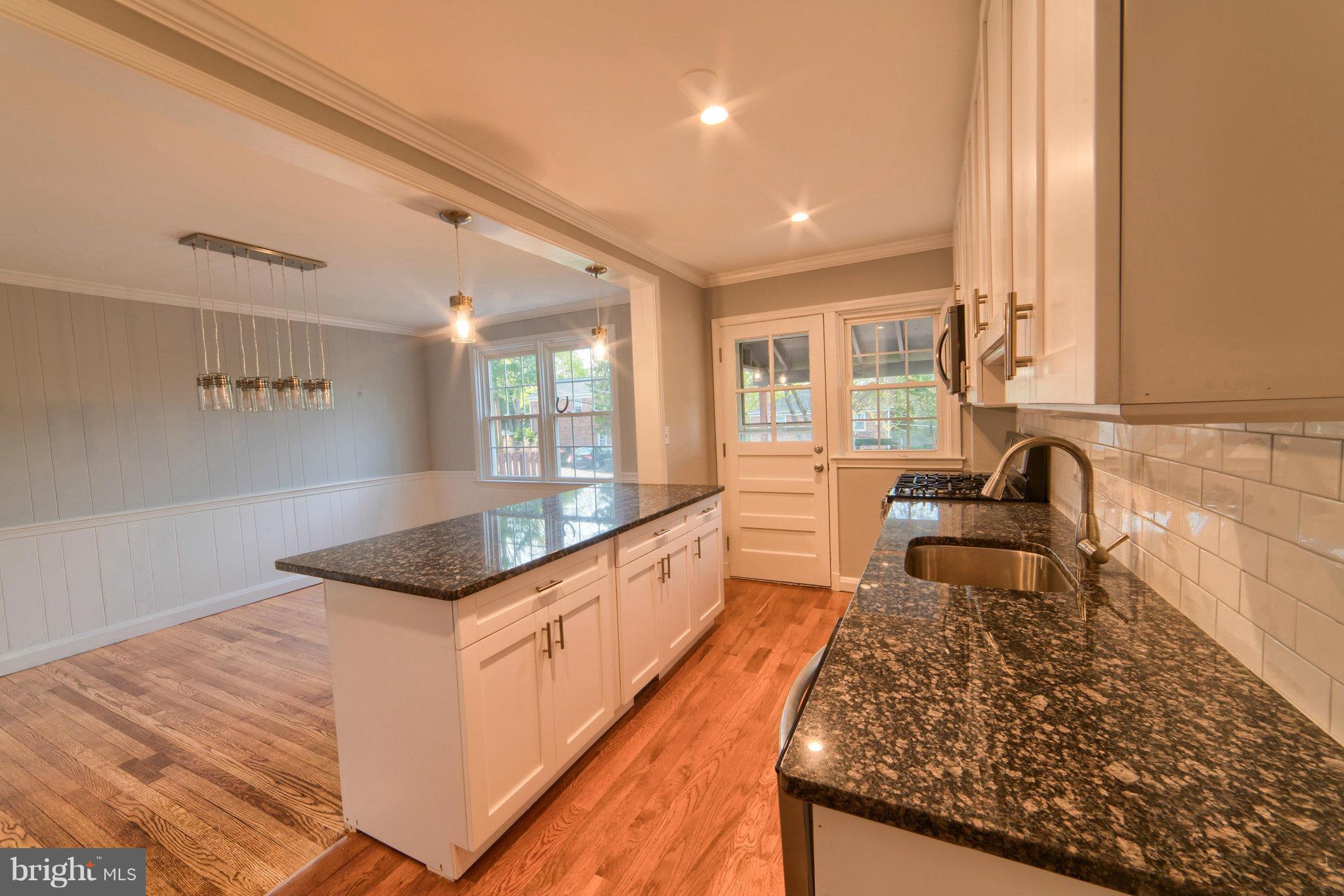 360 Old Trail Baltimore, MD 21212 - Photo 11 of 28 Kitchen