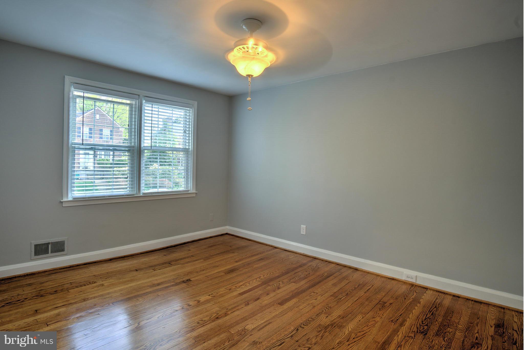 360 Old Trail Baltimore, MD 21212 - Photo 14 of 28 Bedroom