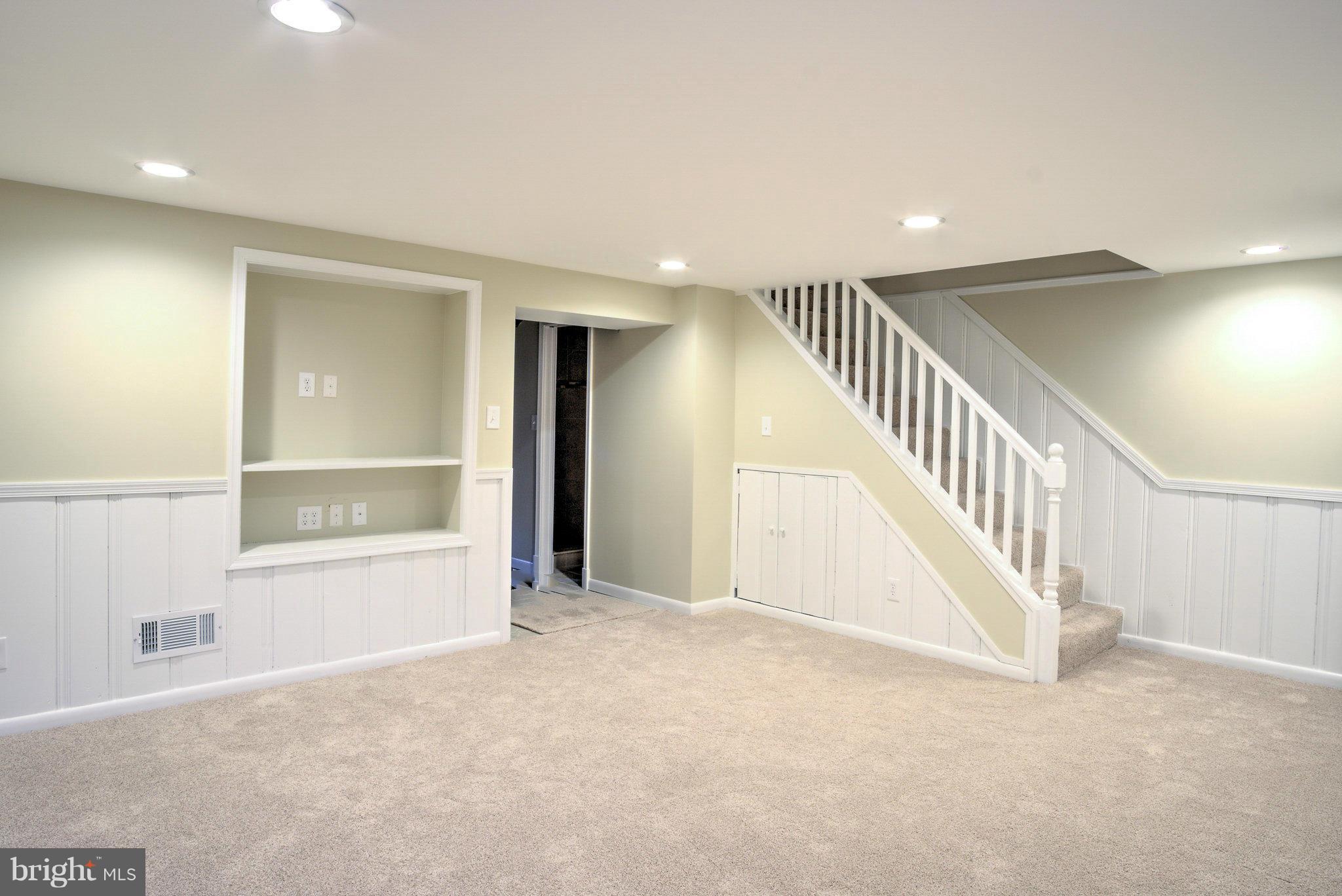 360 Old Trail Baltimore, MD 21212 - Photo 21 of 28 Family Room