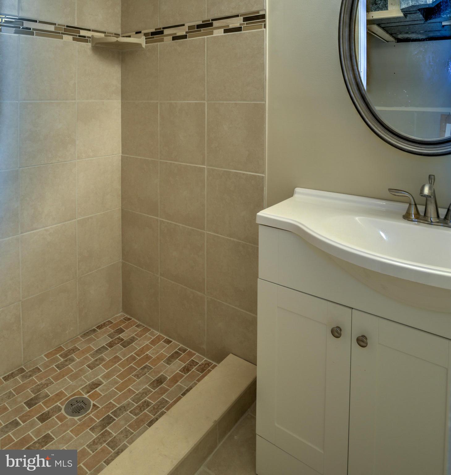 360 Old Trail Baltimore, MD 21212 - Photo 23 of 28 Bath