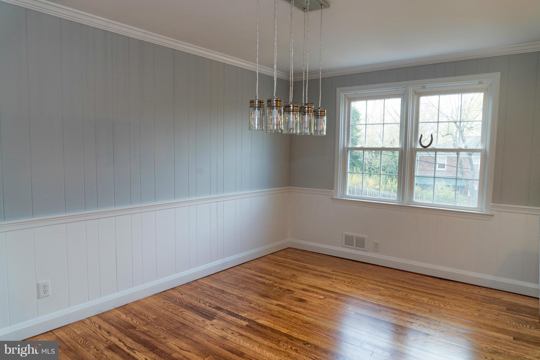 360 Old Trail Baltimore, MD 21212 - Photo 7 of 28 Dining Room