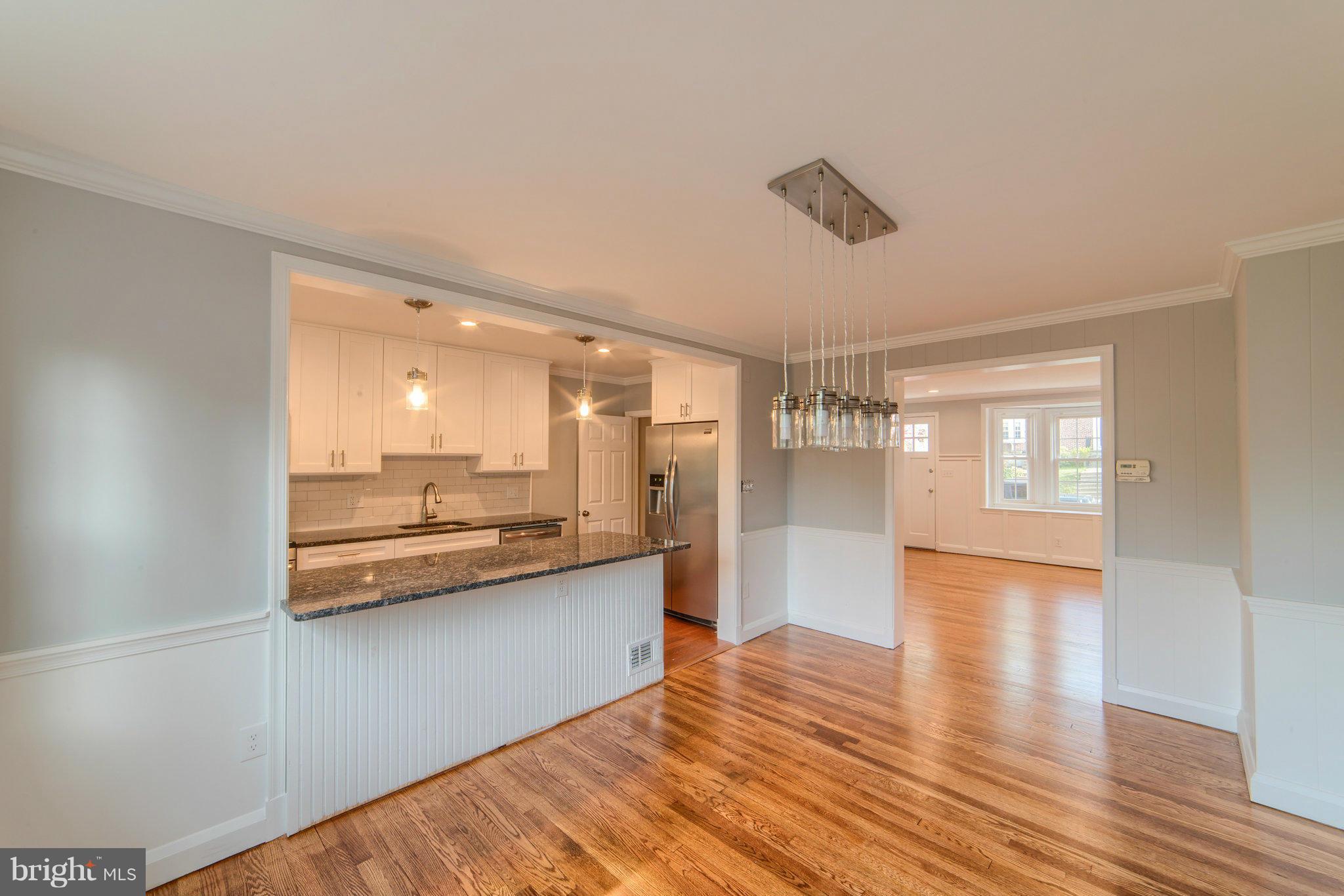 360 Old Trail Baltimore, MD 21212 - Photo 10 of 28 Dining Room