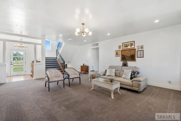 $995,000 | 956 East 1100 North, Shelley, ID 83274