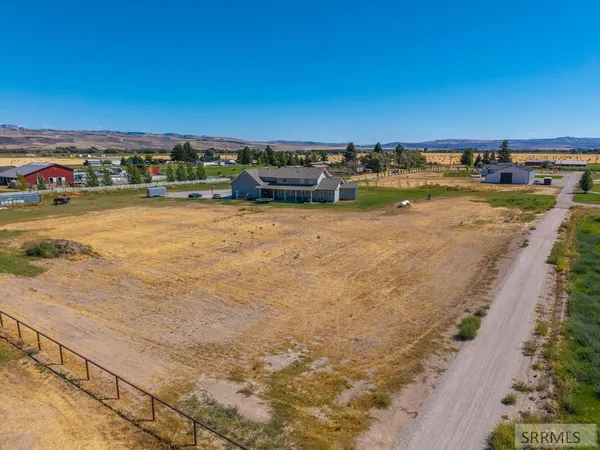 $995,000 | 956 East 1100 North, Shelley, ID 83274