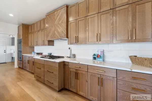 $995,000 | 956 East 1100 North, Shelley, ID 83274
