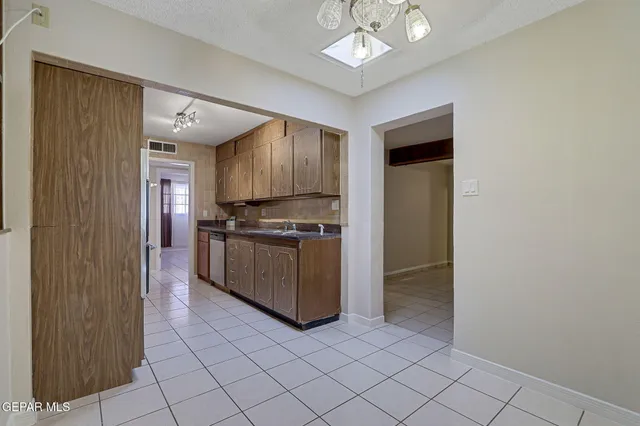$255,000 | 1304 Honeysuckle Drive, El Paso, TX 79925