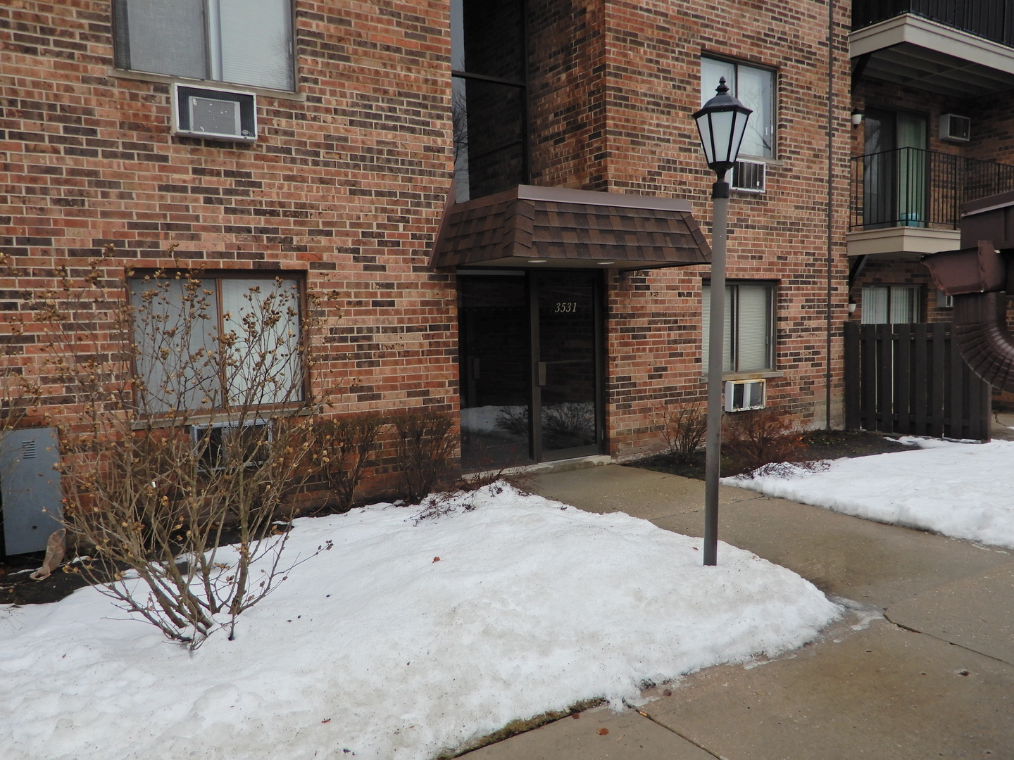 3531 Central Road, Unit 103 Glenview, IL 60025 - Photo 1 of 10