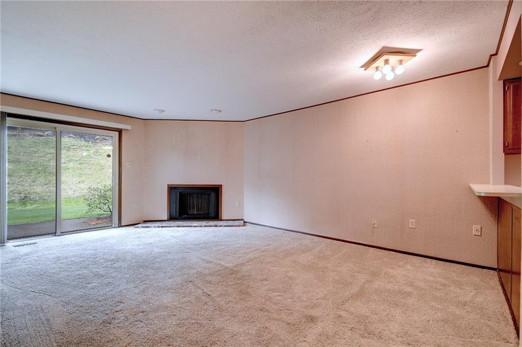 209 Spring Run Drive Monroeville, PA 15146 - Photo 12 of 21 Gallery Image 12