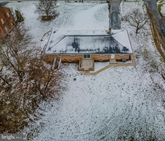 $400,000 | 17731 Mason Dixon Road, Hagerstown, MD 21740