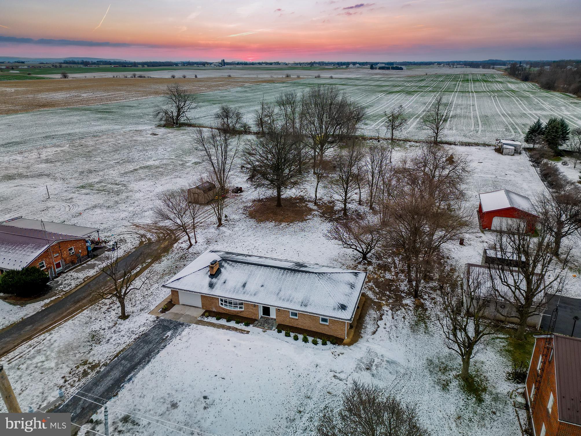 17731 Mason Dixon Road Hagerstown, MD 21740 - Photo 46 of 51 a view of a lake with a mountain