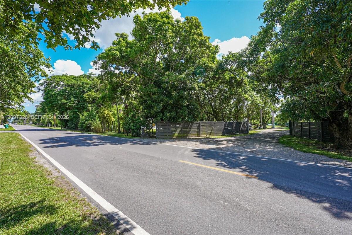 18490 Southwest 216th Street Miami, FL 33170 - Photo 37 of 48 Gallery Image 37