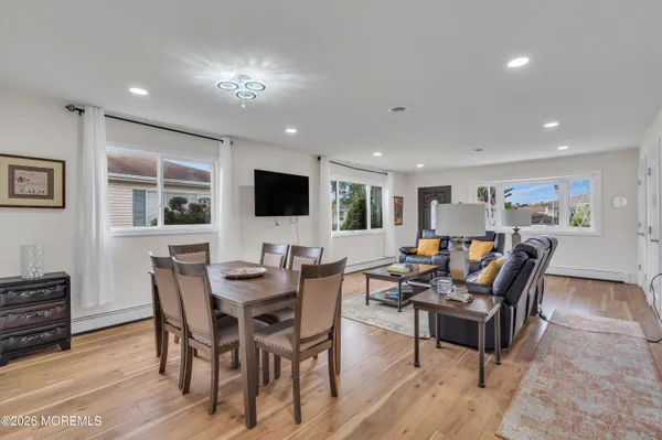 $400,000 | 40 Bonaire Drive, Toms River, NJ 08757