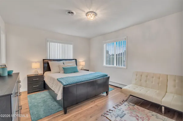 $400,000 | 40 Bonaire Drive, Toms River, NJ 08757
