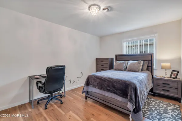 $400,000 | 40 Bonaire Drive, Toms River, NJ 08757