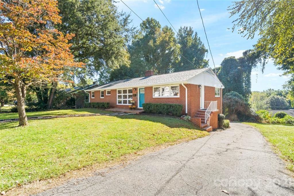 115 Silver Creek Road Morganton, NC 28655 - Photo 3 of 36 Gallery Image 3