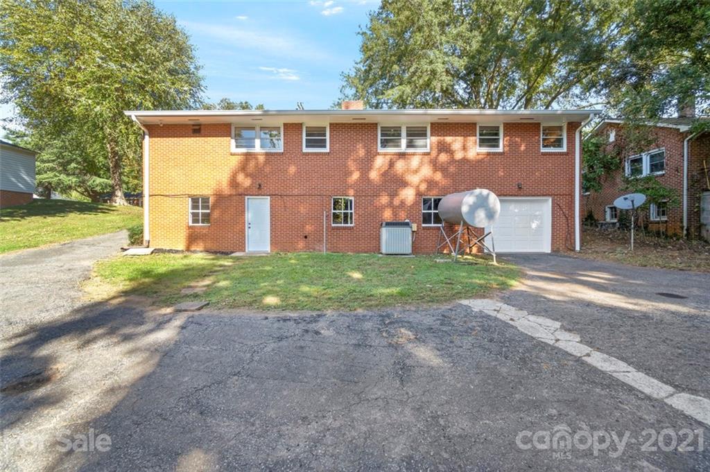 115 Silver Creek Road Morganton, NC 28655 - Photo 6 of 36 Gallery Image 6