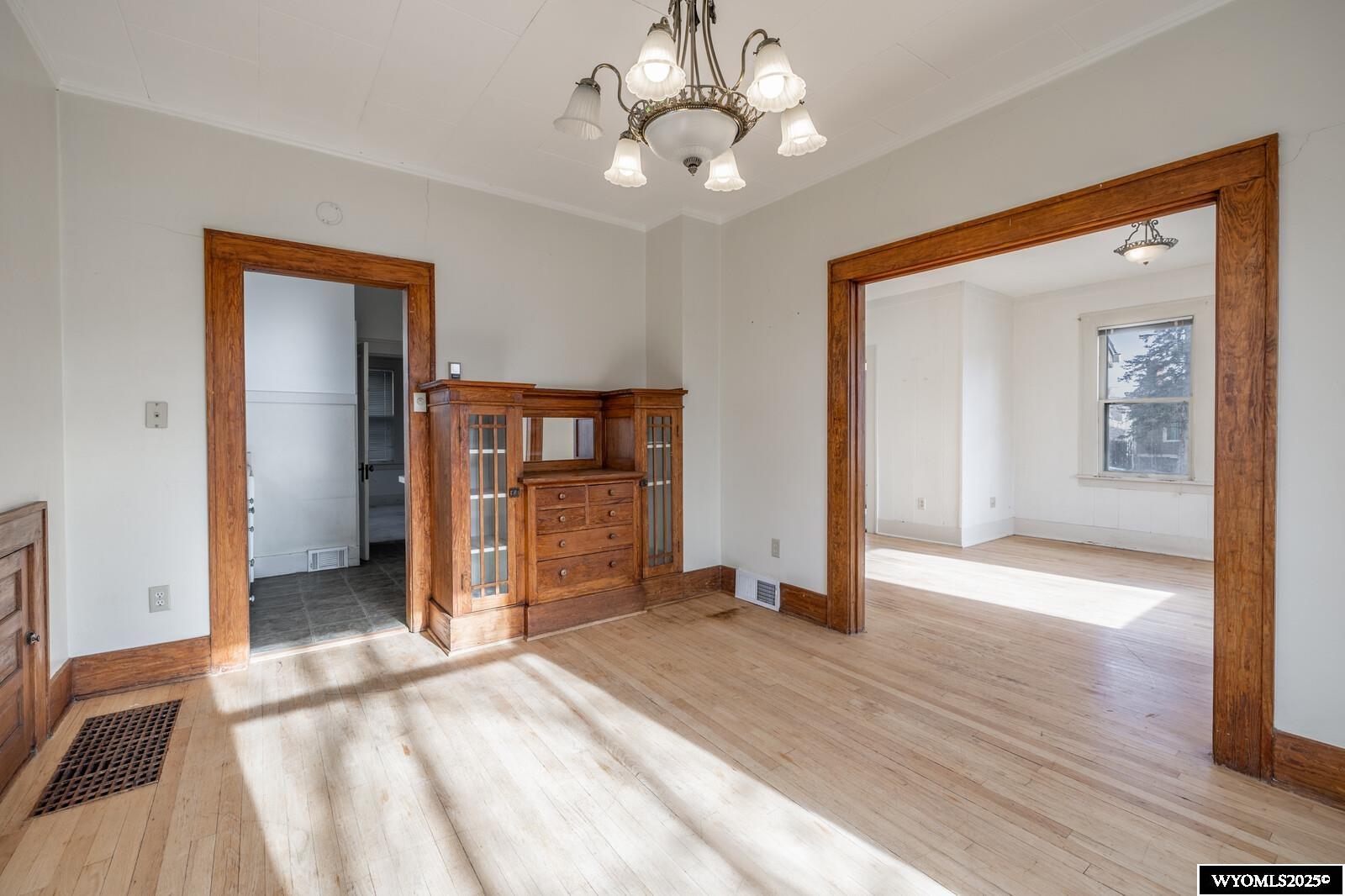 1242 South Elm Street Casper, WY 82601 - Photo 4 of 19