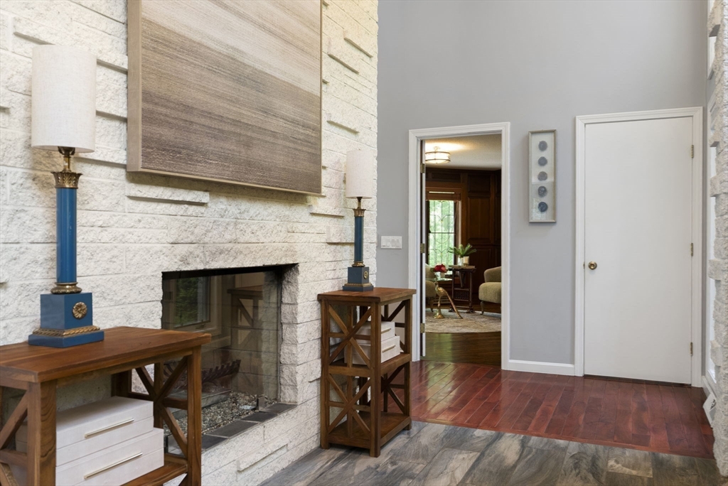 550 Wolf Swamp Road Longmeadow, MA 01106 - Photo 6 of 42